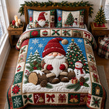 CHRISTMAS GNOME BEDDING SET | 3-PIECE QUILTED BED SET